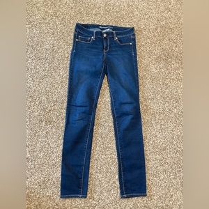 American Eagle women’s jeans